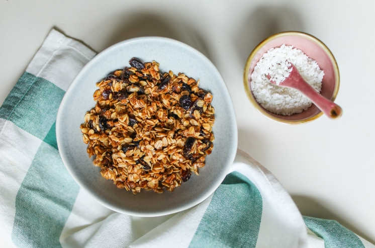 素時刻倡導營養(yǎng)均衡的飲食方式，減肥偏方不可信